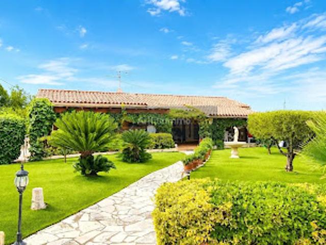 Vente Villa 4 pièces 126 m2 Frejus