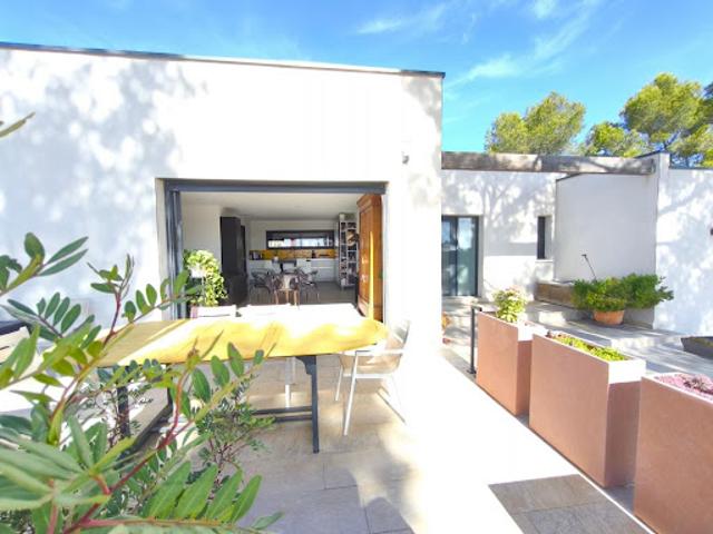 Vente Villa 4 pièces 129 m2 Nimes