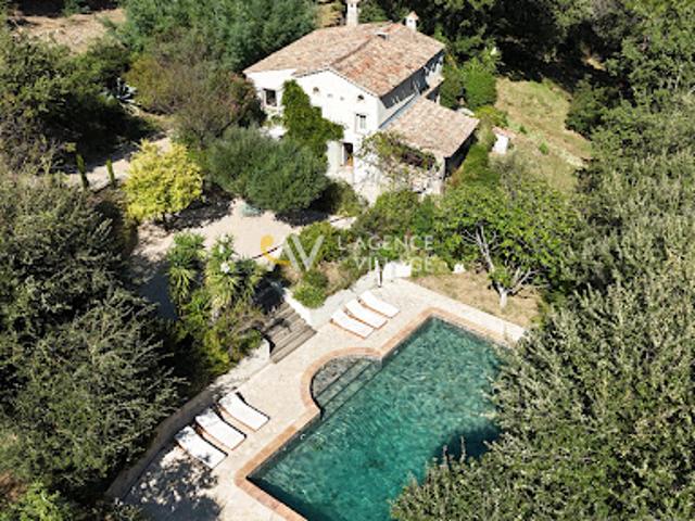 Vente Villa 4 pièces 130 m2 La Garde Freinet