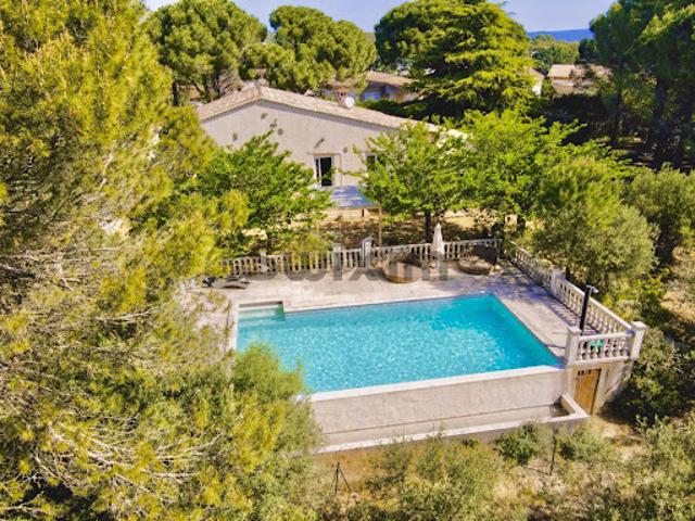 Vente Villa 4 pièces 135 m2 Castillon du Gard