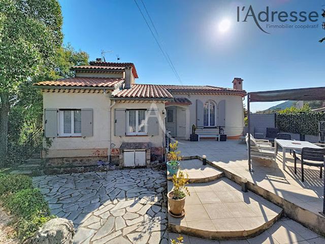 Vente Villa 4 pièces 135 m2 Mandelieu la Napoule