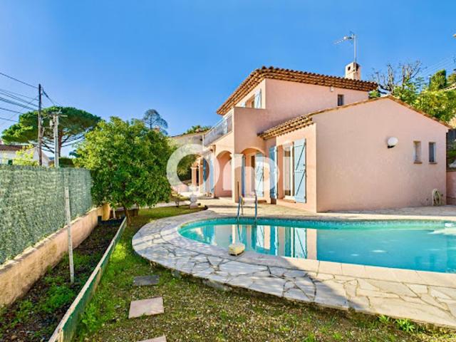 Vente Villa 4 pièces 136 m2 Mandelieu la Napoule