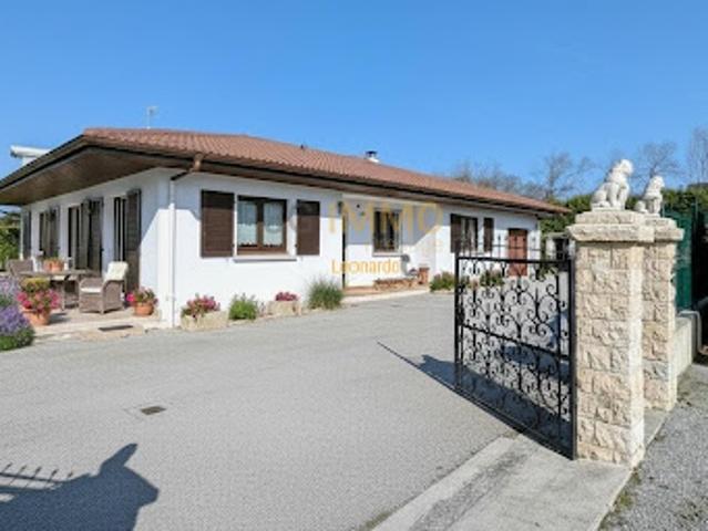 Vente Villa 4 pièces 145 m2 Vétraz Monthoux