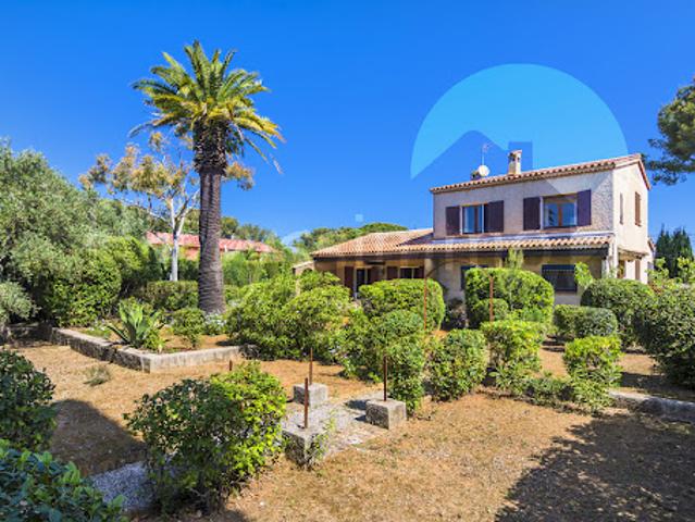 Vente Villa 4 pièces 150.85 m2 Six Fours les Plages