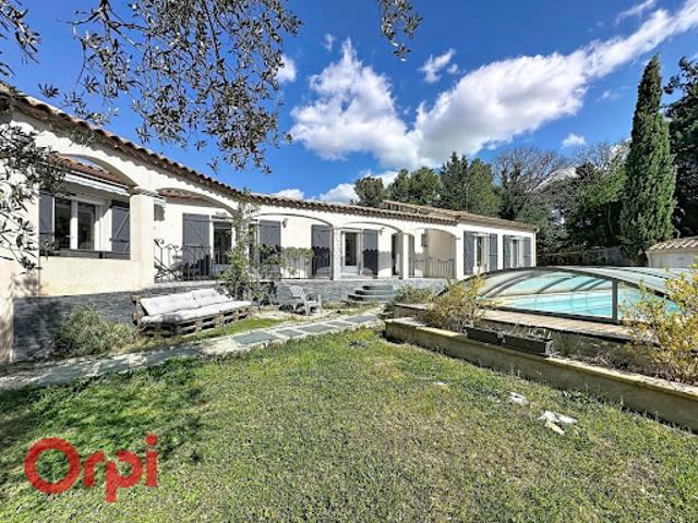 Vente Villa 4 pièces 151 m2 Villetelle