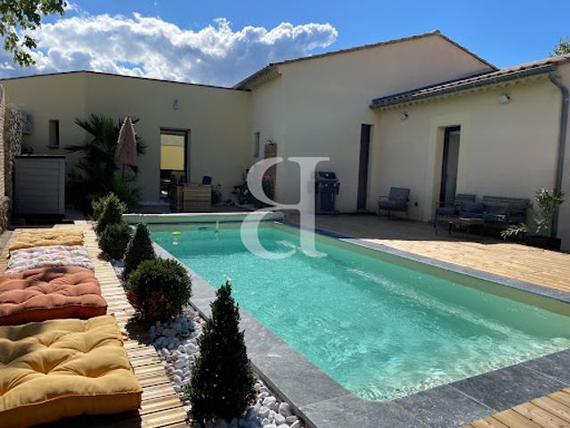 Vente Villa 4 pièces 154 m2 Mazan