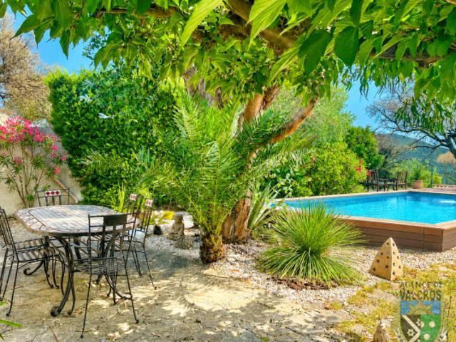 VENTE VILLA 4 PIECES AVEC PISCINE ET VUE MER PANORAMIQUE D