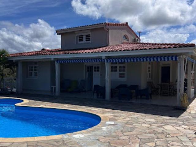 Vente Villa 4 pièces 190 m2 Le robert