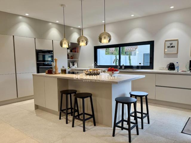 vente villa 5 Pièce s 151m² Saint Rémy de Provence