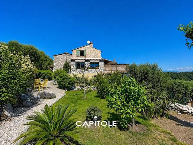 Vente Villa 5 pièces 90 m2 Roquefort les Pins