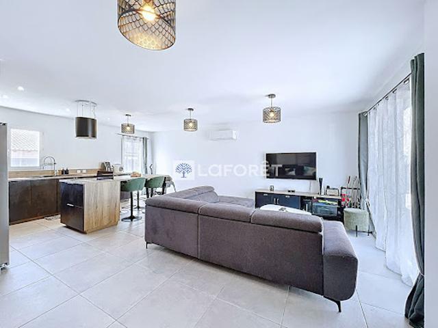 Vente Villa 5 pièces 92 m2 Clarensac