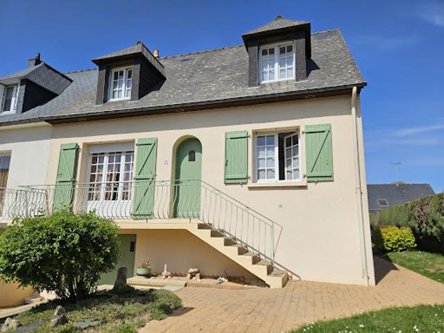 Vente Villa 5 pièces 98 m2 Fougeres