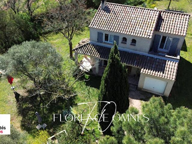 Vente Villa 5 pièces 101 m2 Douzens