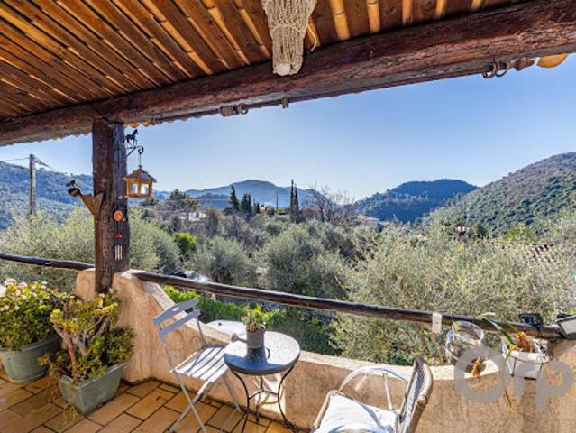 Vente Villa 5 pièces 105 m2 Levens