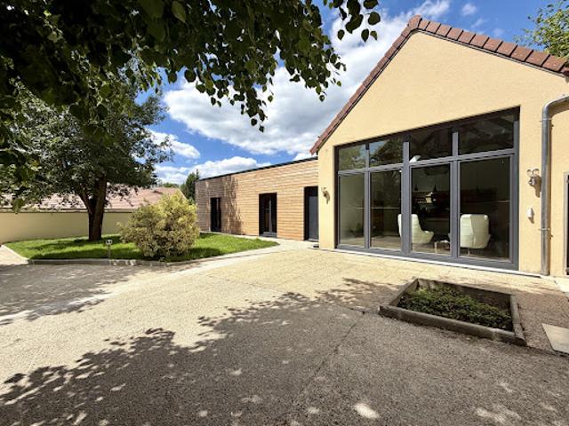 Vente Villa 5 pièces 105 m2 Nemours