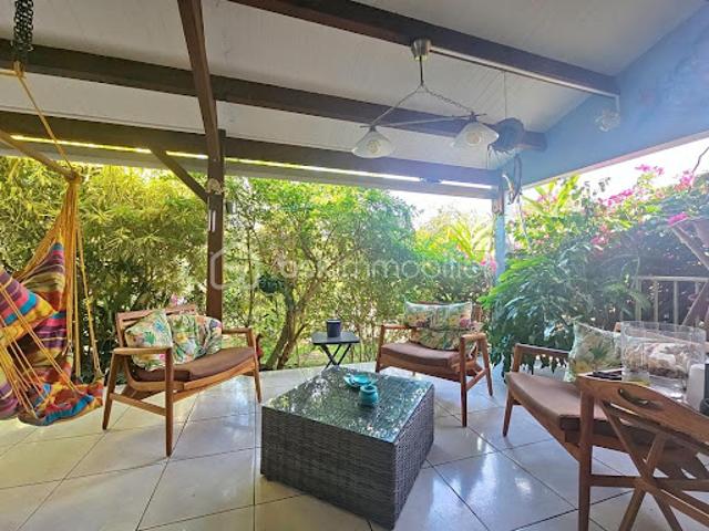Vente Villa 5 pièces 110.98 m2 Saint François
