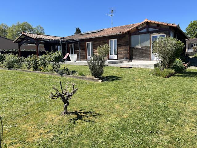 Vente Villa 5 pièces 112 m2 Esse