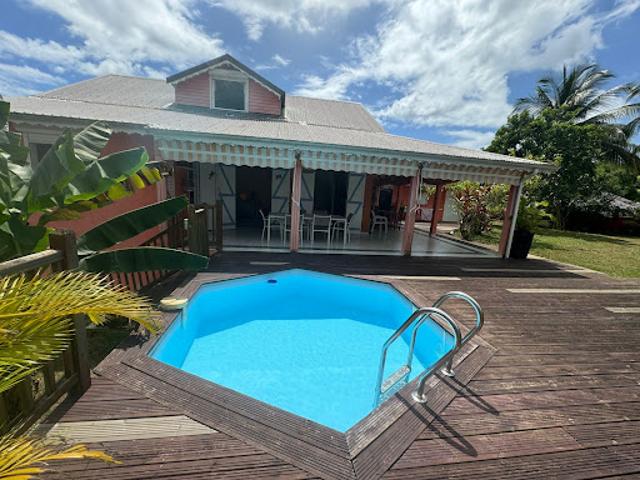 Vente Villa 5 pièces 118 m2 Lamentin