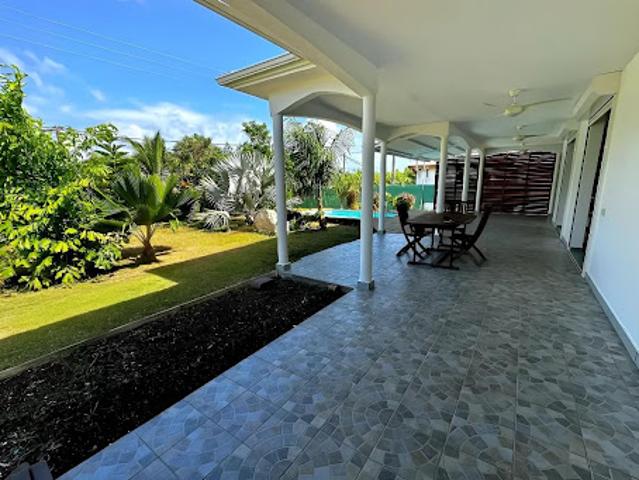 Vente Villa 5 pièces 120 m2 Le Moule