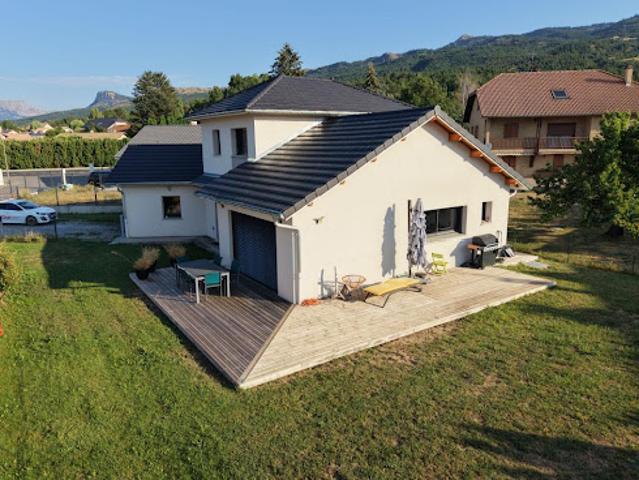 Vente Villa 5 pièces 123 m2 La Bâtie Neuve