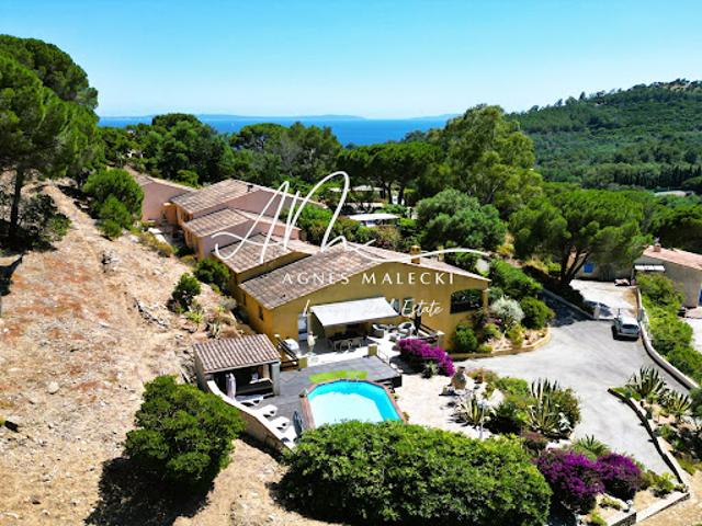 Vente Villa 5 pièces 124.05 m2 Le Lavandou