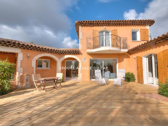 Vente Villa 5 pièces 125 m2 Saint raphael