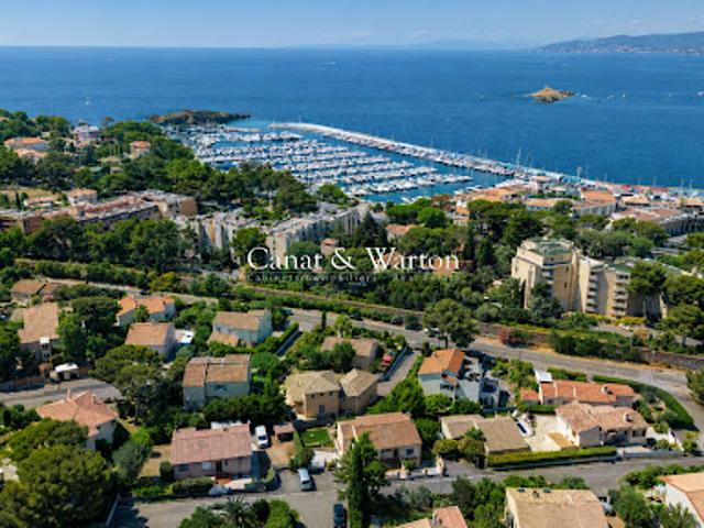 Vente Villa 5 pièces 125 m2 Saint raphael
