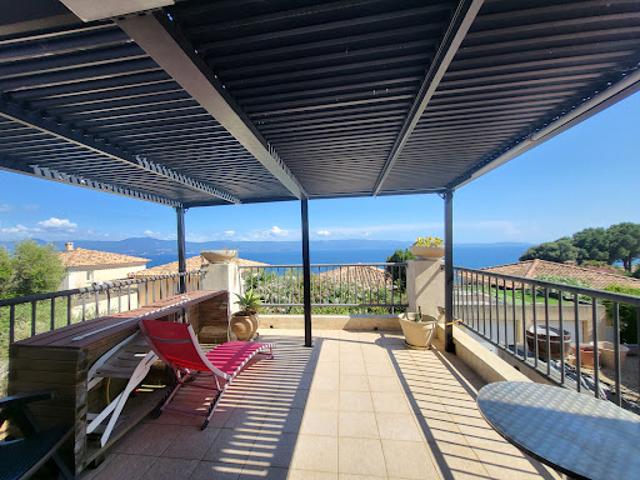 Vente Villa 5 pièces 127 m2 Ajaccio