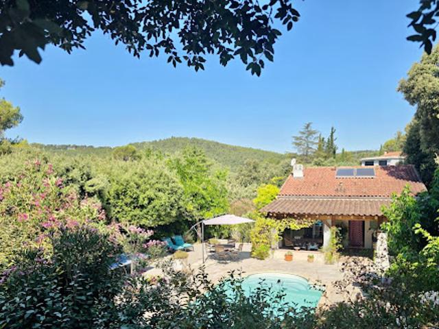 Vente Villa 5 pièces 127 m2 Taradeau