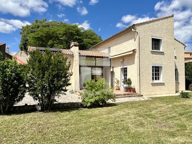 Vente Villa 5 pièces 129 m2 Tarascon
