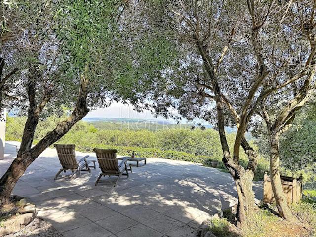 Vente Villa 5 pièces 105 m2 Tanneron