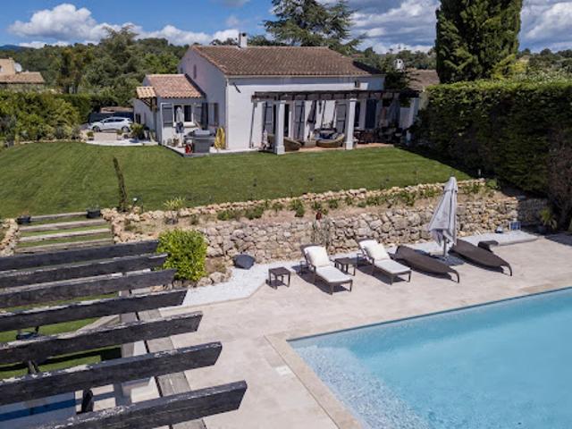 Vente Villa 5 pièces 130 m2 Valbonne