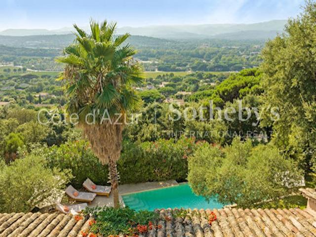 Vente Villa 5 pièces 132 m2 Gassin