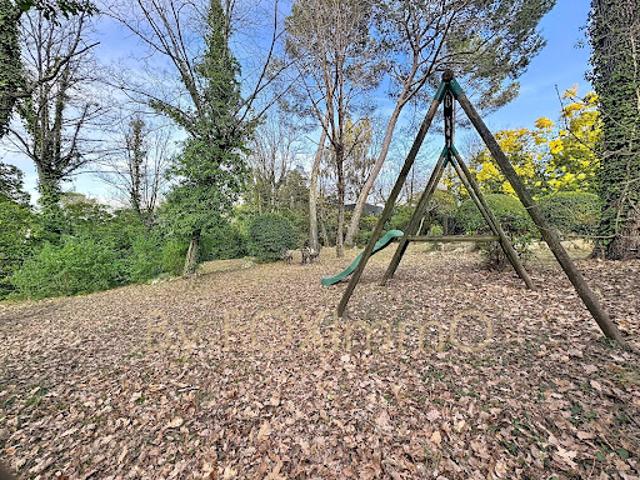 Vente Villa 5 pièces 134 m2 Valbonne