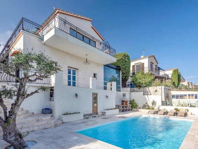 Vente Villa 5 pièces 137 m2 Nice