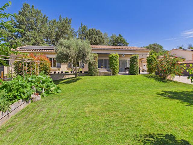 Vente Villa 5 pièces 138 m2 Eyragues