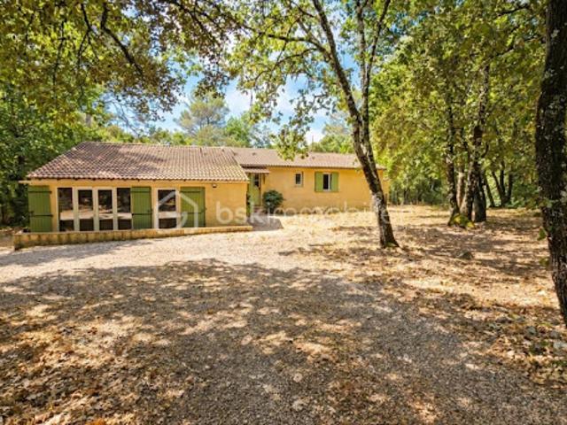 Vente Villa 5 pièces 138 m2 Flassans sur Issole