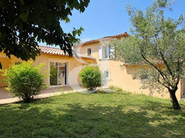 Vente Villa 5 pièces 140 m2 Carpentras