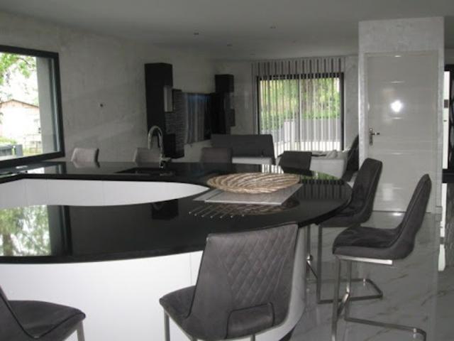 Vente Villa 5 pièces 140 m2 Vertaizon