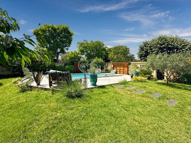 Vente Villa 6 pièces 142 m2 Uzès