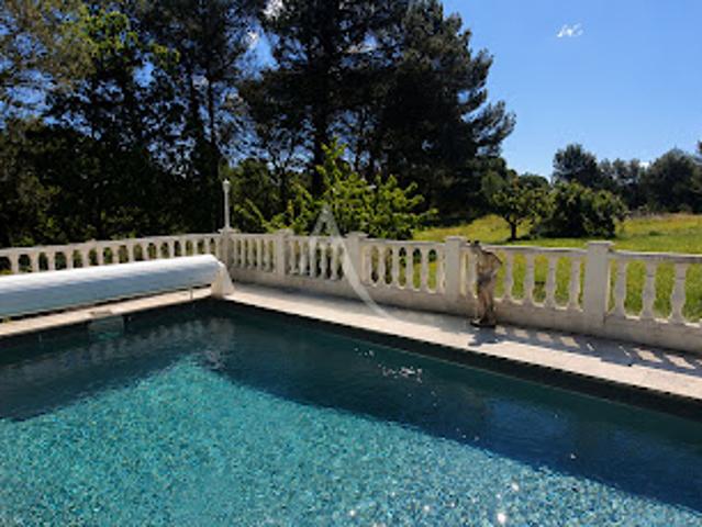 Vente Villa 5 pièces 143.57 m2 Pierrevert