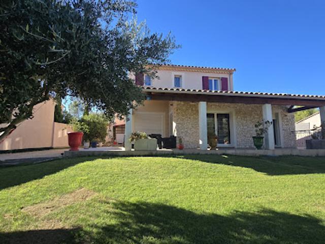 Vente Villa 5 pièces 145 m2 Nimes