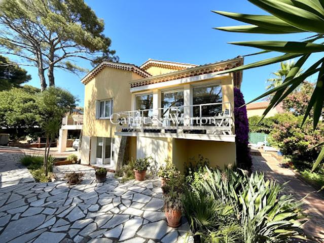 Vente Villa 5 pièces 145 m2 Saint raphael