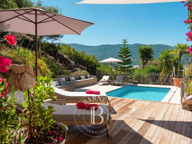 Vente Villa 5 pièces 146 m2 Sagone