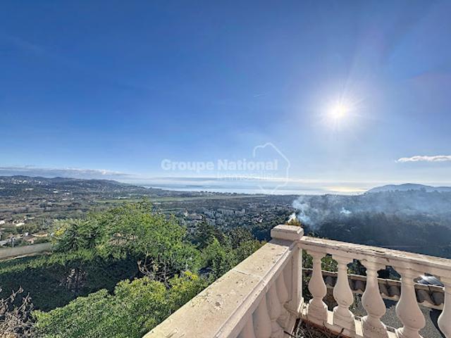 Vente Villa 5 pièces 149 m2 Mandelieu la Napoule