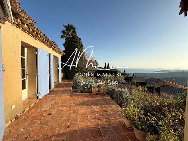 Vente Villa 5 pièces 150 m2 La Croix Valmer