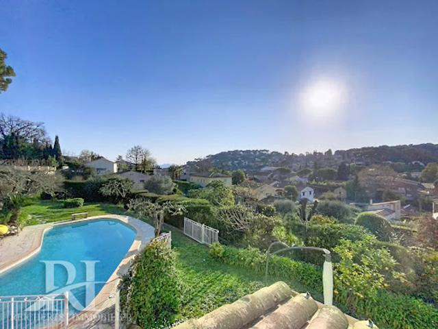 Vente Villa 5 pièces 150 m2 Mougins