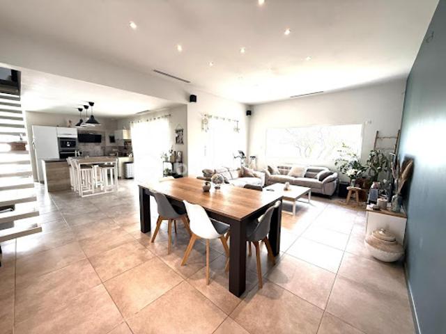 Vente Villa 5 pièces 150 m2 Saint André de Sangonis