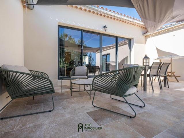 Vente Villa 5 pièces 150 m2 Uzès