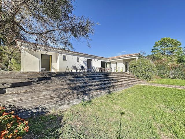 Vente Villa 5 pièces 150 m2 Zonza